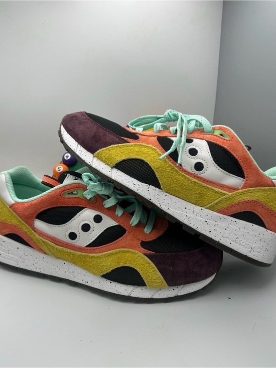 Saucony “shadow 6000 pool hall” ? size 11
